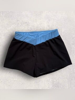 Varsity Spirit Youth Large Cheer Shorts
